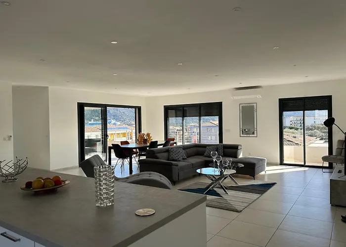 Appartement Sur Le Port